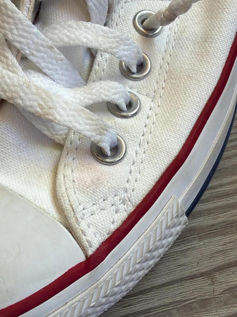 Converse Kids White Canvas Low-Top Sneakers with Red Trim